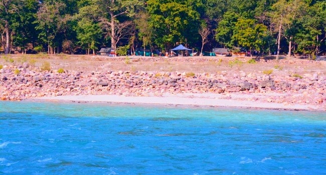 ganga-riverside-camping